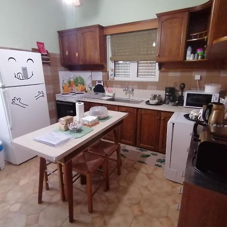 Iliahtida Apartment Chalkida Luaran gambar